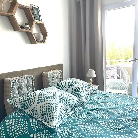 Avec Balcon A 50 M De La Corniche Vendeenne